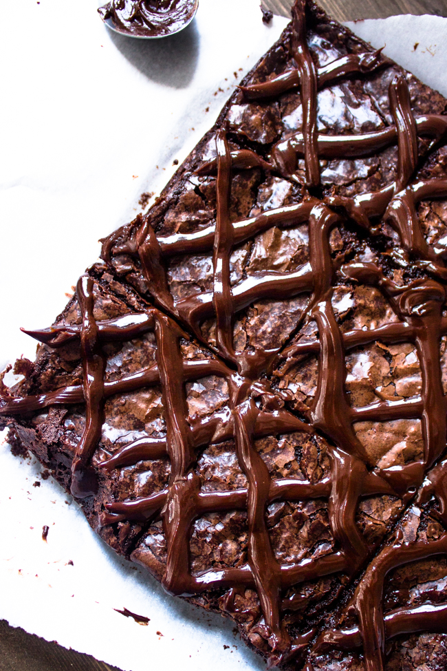 Super Moist & Fudgy Brownies with Chocolate Ganache 