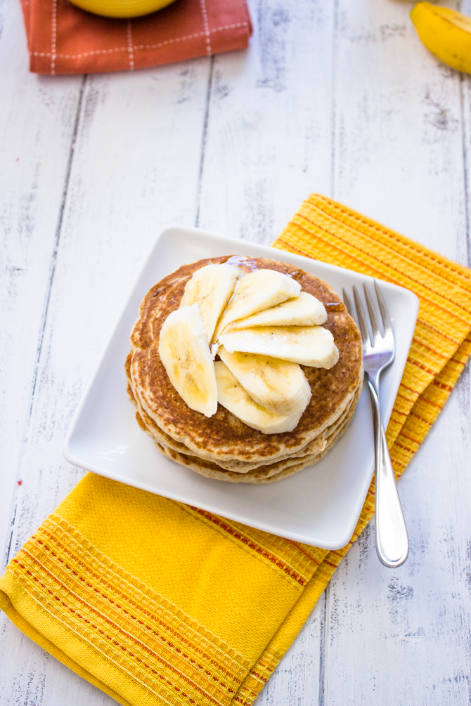 Healthy Lowfat Whole Wheat Banana Pancakes