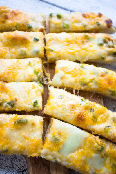 Jalapeno Popper Cheesy Breadsticks | Gimme Delicious