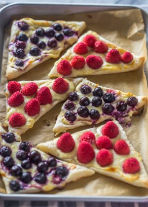 Easy 3 Ingredient Berry and Cheese Pastries (Video) | Gimme Delicious