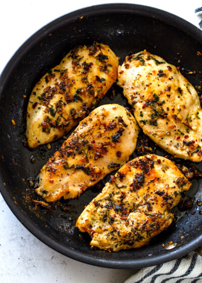 15 Minute Garlic Butter Chicken (Keto) | Gimme Delicious