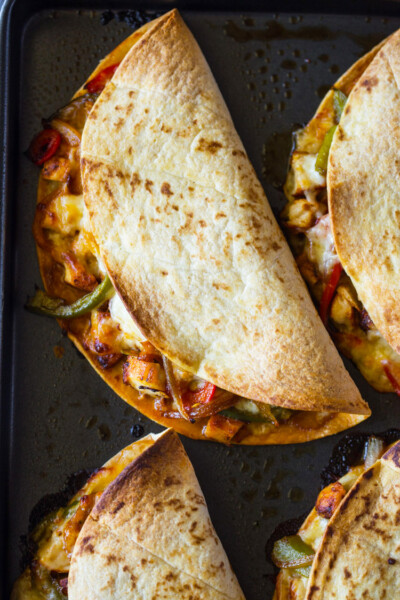 Crispy Baked Chicken Fajita Quesadillas | Gimme Delicious