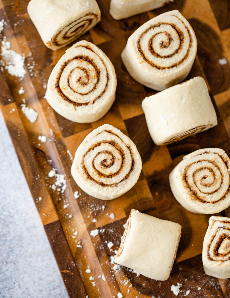 Keto Cinnamon Rolls Soft \u0026 Fluffy! | Gimme Delicious