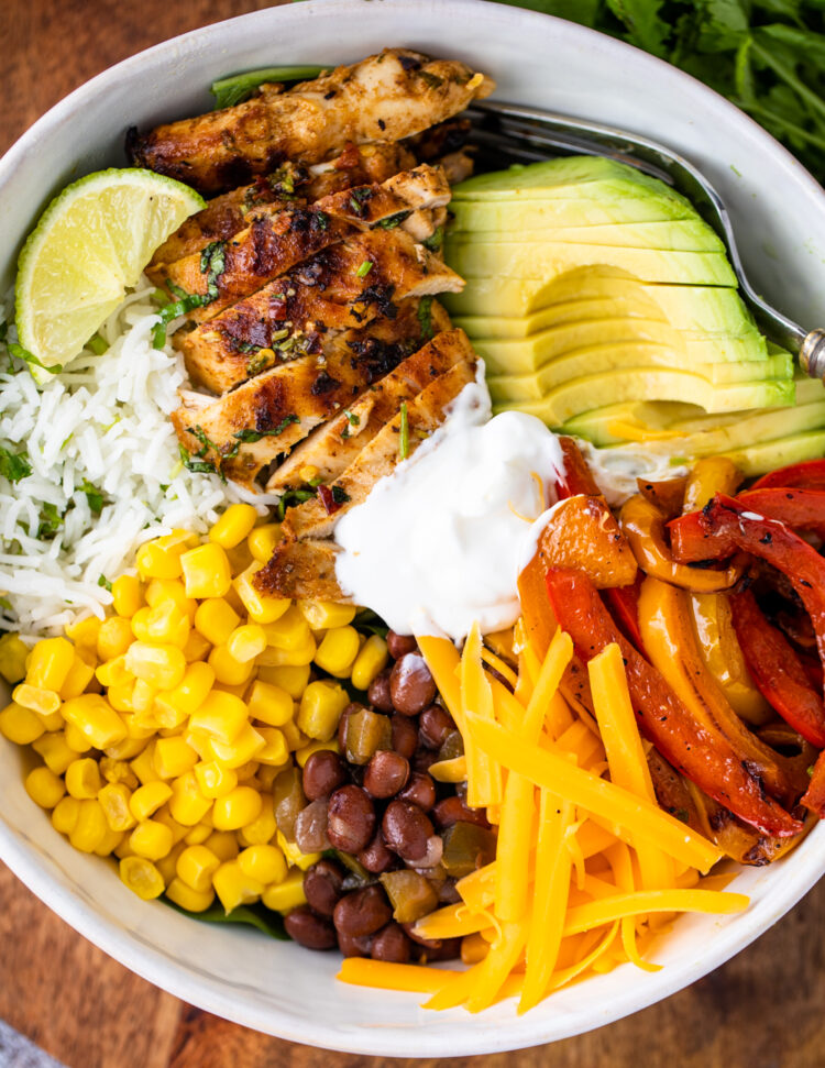 Cilantro Lime Chicken Burrito Bowls Gimme Delicious 4455