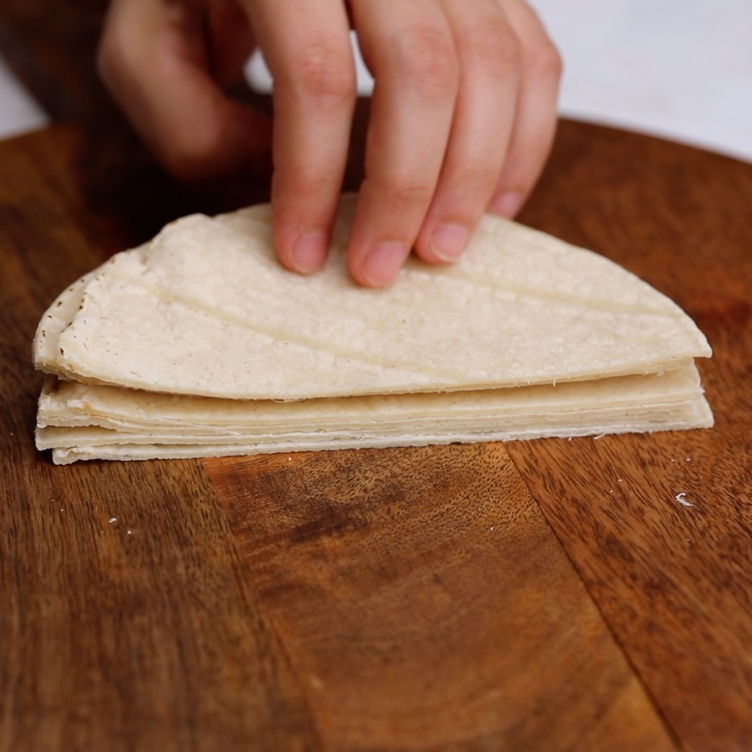 how-to-make-crispy-tortilla-strips-gimme-delicious