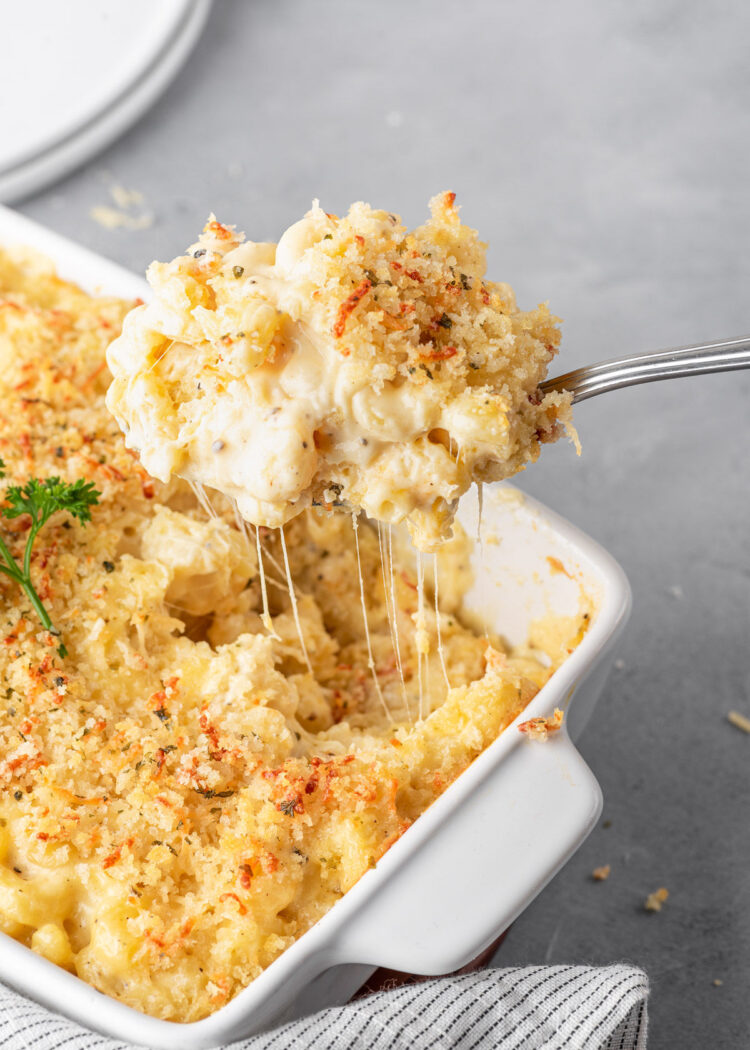 Baked Mac and Cheese | Gimme Delicious