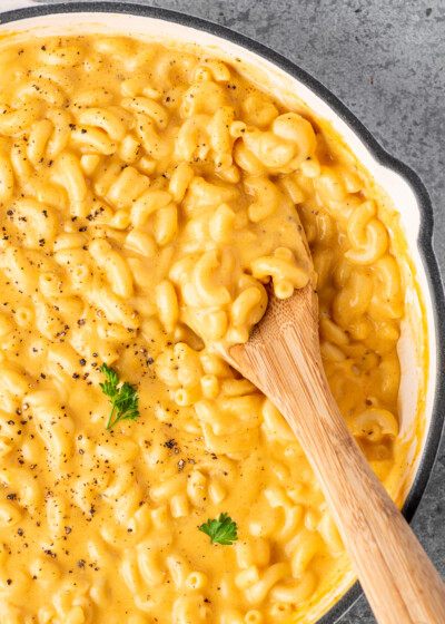 Creamy Pumpkin Mac and Cheese | Gimme Delicious