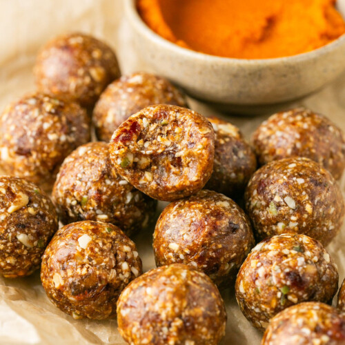 Pumpkin Date Energy Balls | Gimme Delicious