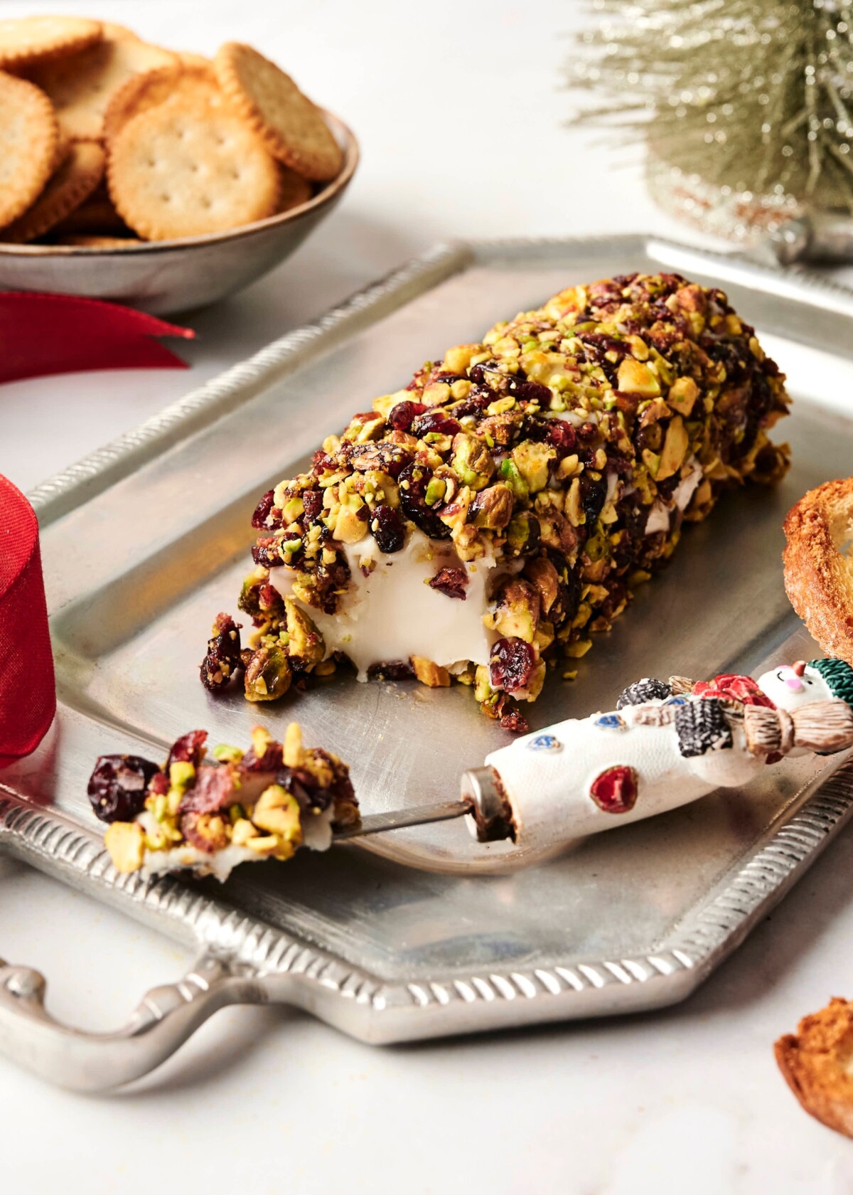 Tagcranberry Pistachio Goat Cheese Logfeed